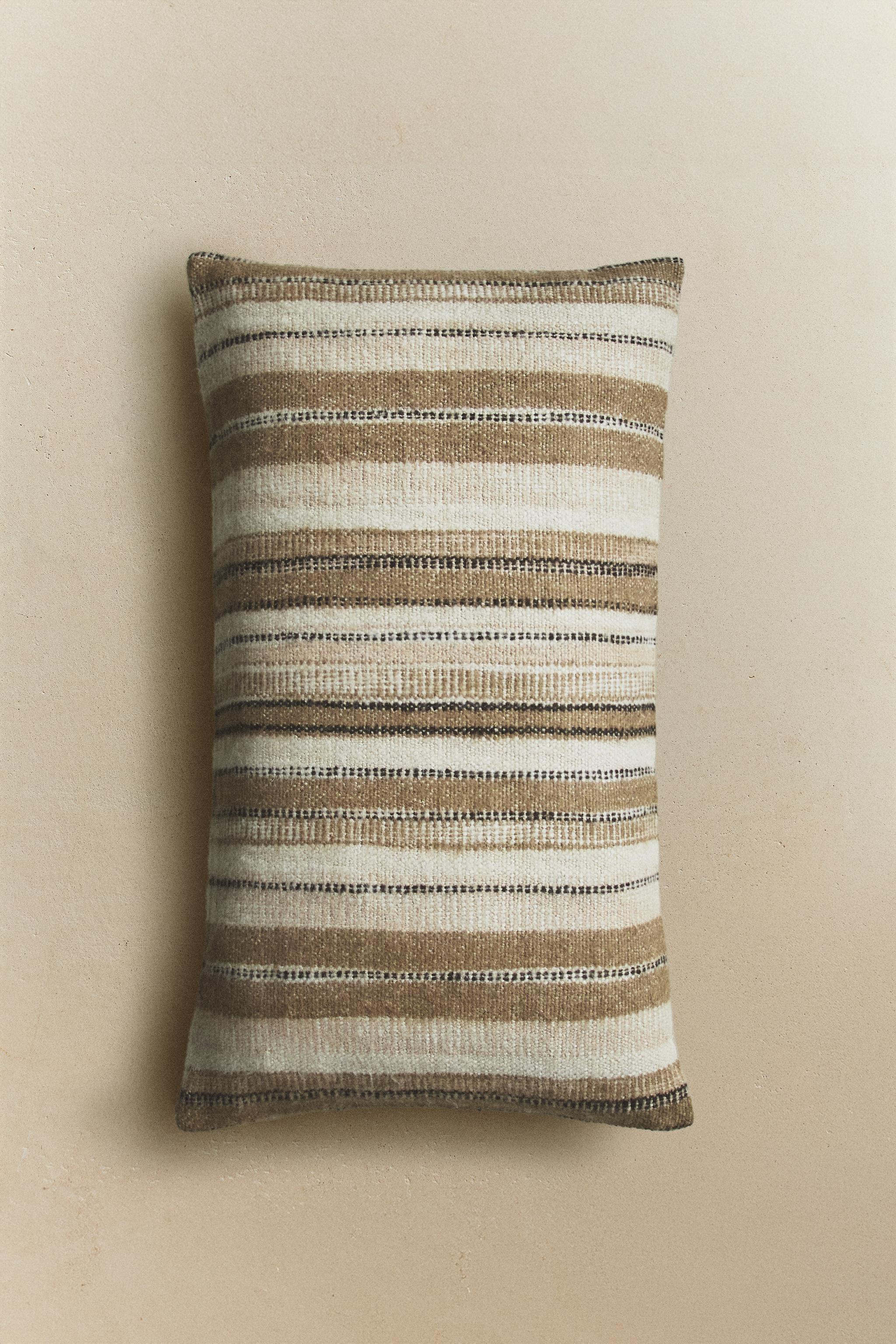 STRIPED THROW PILLOW COVER